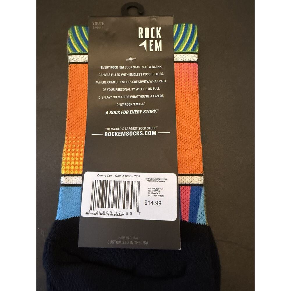 NWT San Diego Comic Con SDCC Official Rock ‘EM Socks~Comic Strip Yth L 2-5.5 - Picture 9 of 10